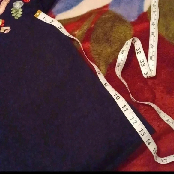 🌹Gorgeous cold shoulder sweater - Picture 7 of 8